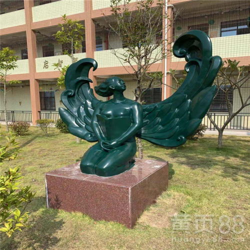 廣東玻璃鋼雕塑廠家定制校園景觀人物雕塑制品——傳統技藝與當代教育的藝術融合